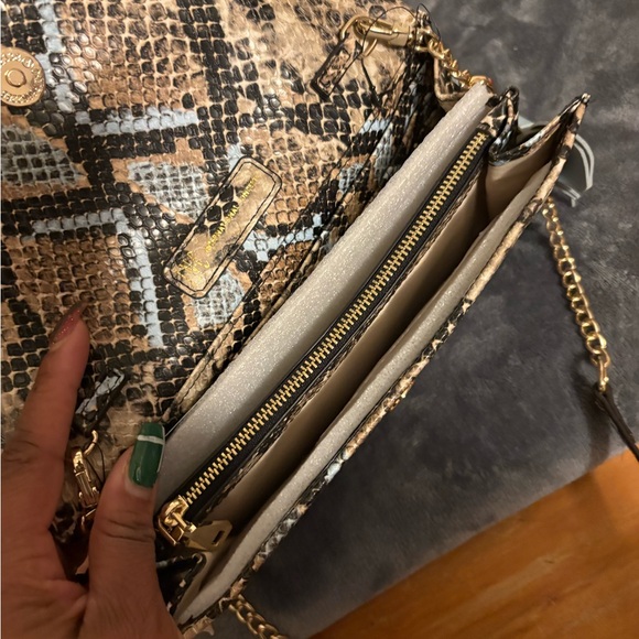 INC Elegant Snakeskin Pattern Crossbody Bag - Picture 7 of 9